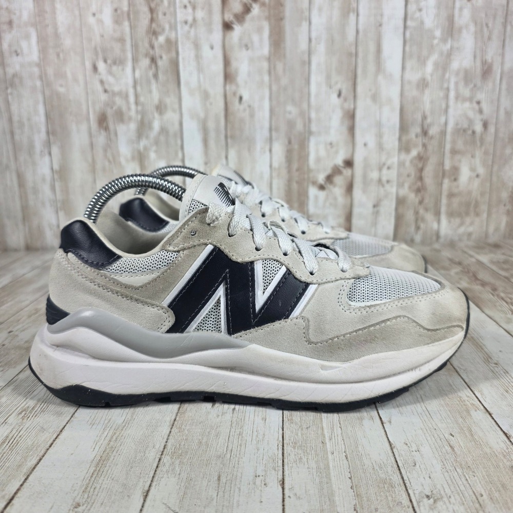 New Balance Women's Sneakers - Black, White, Beige
